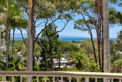 /international/au/30-2-serenity-close-noosa-heads-qld-152723540/