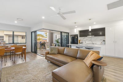 /international/au/2-130-eugaree-street-southport-qld-151316684/