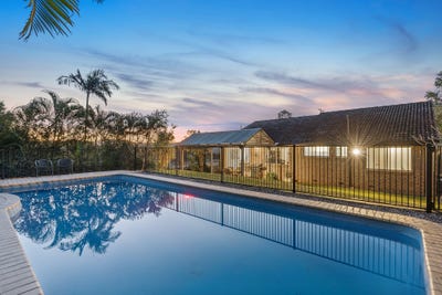 /international/au/90-bernarra-street-the-gap-qld-148698292/?lang=en
