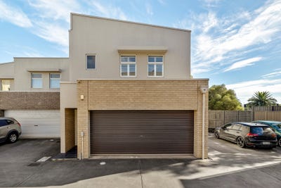 /international/au/10-35-victoria-parade-mawson-lakes-sa-151623376/