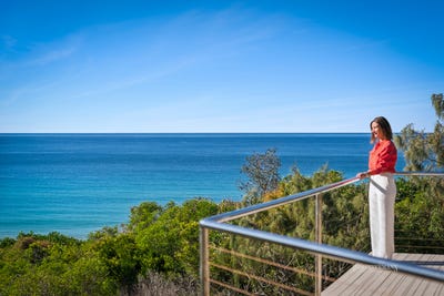 /international/au/72-tingira-crescent-sunrise-beach-qld-148384140/?lang=en