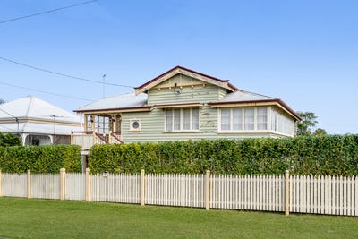 /international/au/35-dwyer-street-silkstone-qld-148535952/?lang=en
