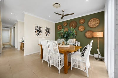 /international/au/36-299-napper-road-arundel-qld-151487760/