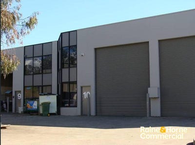 /international/au/10-29-helles-avenue-moorebank-nsw-504957744/