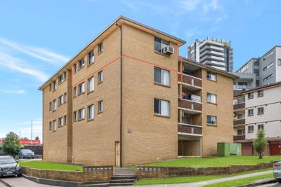 /international/au/12-5-7-charles-street-liverpool-nsw-151565928/