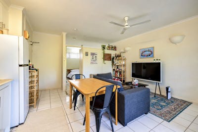 /international/au/25-1-chester-court-manunda-qld-152646636/