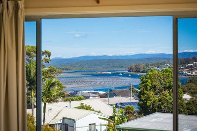 /international/au/52-lakeview-avenue-merimbula-nsw-150829136/