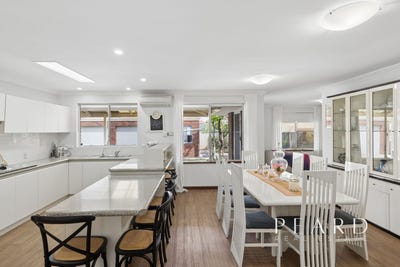 /international/au/51-sheldrake-street-stirling-wa-152468560/