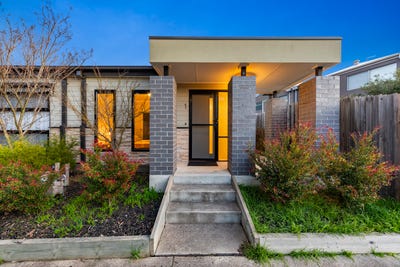 /international/au/1-fadden-mews-officer-vic-148648524/?lang=id