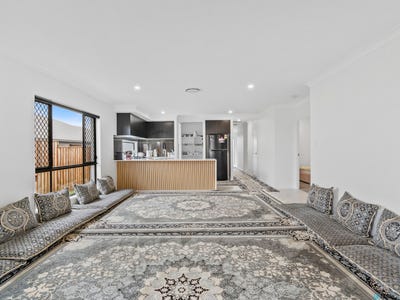 /international/au/7-rockrose-street-logan-reserve-qld-151278120/