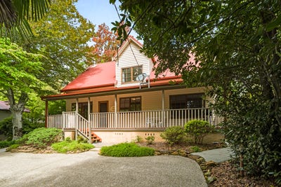 /international/au/7-brentwood-avenue-blackheath-nsw-150756776/