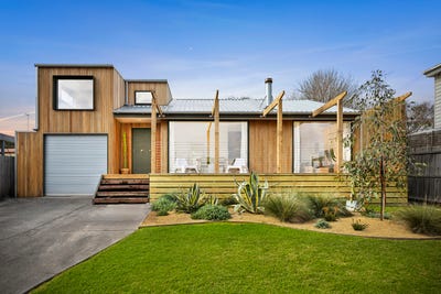 /international/au/13-central-road-clifton-springs-vic-151353780/