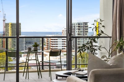 /international/au/604-6-10-gladstone-avenue-wollongong-nsw-150904220/