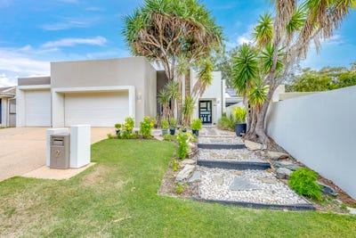 /international/au/2-sutherland-road-branyan-qld-151245860/