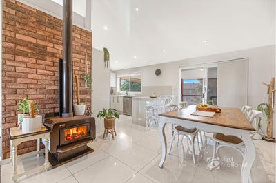 /international/au/33-mcgrath-road-mcgraths-hill-nsw-148335276/?lang=pt