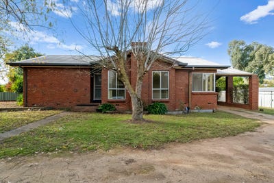 /international/au/10-smythe-street-avenel-vic-151318036/