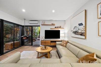 /international/au/69a-hampden-street-mornington-vic-148035420/