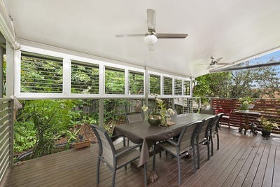 /international/au/53-donkin-street-scarborough-qld-152593436/