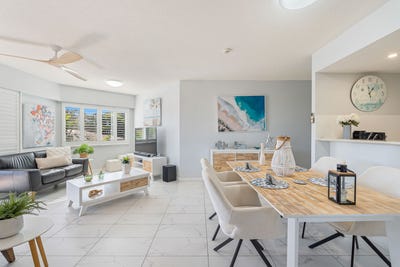 /international/au/27-397-esplanade-torquay-qld-151414160/