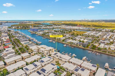 /international/au/18-35-sickle-avenue-hope-island-qld-148265104/