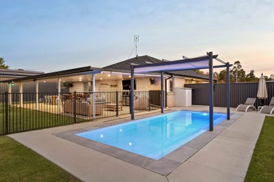 /international/au/101-rose-avenue-minden-qld-150946244/