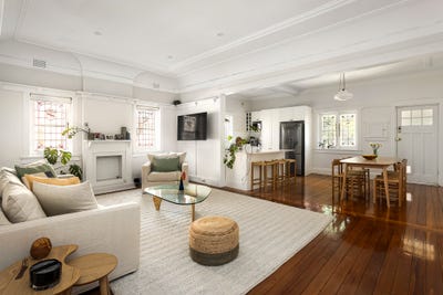 /international/au/3-33-bennett-street-bondi-nsw-148542340/