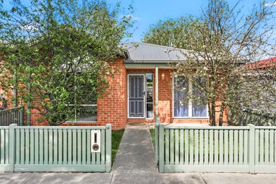 /international/au/16-karoomba-avenue-herne-hill-vic-152620656/