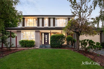 /international/au/8-copnal-court-glen-waverley-vic-152638924/