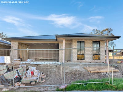 /international/au/8-citrus-drive-karuah-nsw-151117392/