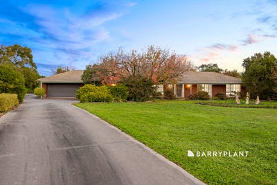 /international/au/15-arnup-crescent-drouin-vic-149374576/