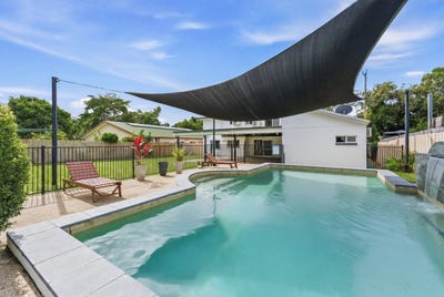 /international/au/87-moore-road-kewarra-beach-qld-151241096/
