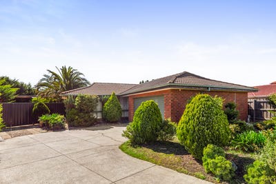 /international/au/7-cheviot-court-melton-west-vic-152600228/