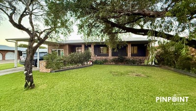/international/au/26-crowley-drive-west-mackay-qld-151235952/