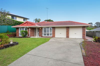 /international/au/45-carl-heck-boulevard-windaroo-qld-152640408/