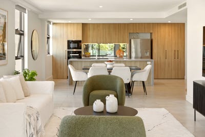 /international/au/301-137-landsborough-avenue-scarborough-qld-150982052/