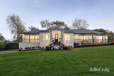 /international/au/6-eleanor-court-donvale-vic-152471912/