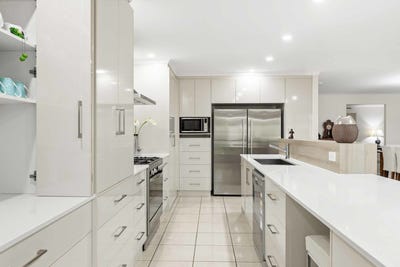 /international/au/3-keats-court-westbrook-qld-152645096/