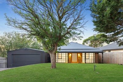 /international/au/7-monique-drive-langwarrin-vic-151318876/