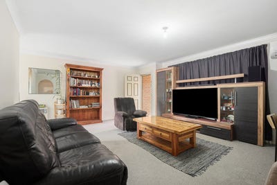 /international/au/6-237-lambert-street-bathurst-nsw-152688880/