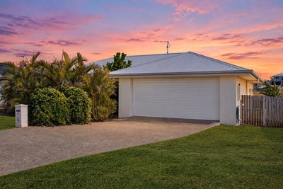 /international/au/20-eagle-heights-zilzie-qld-152469776/
