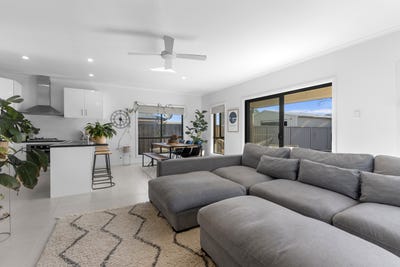 /international/au/38-kitto-road-moonta-bay-sa-148361732/?lang=en