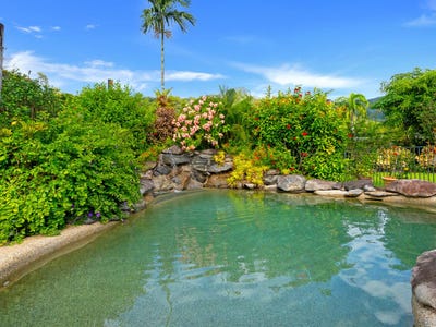 /international/au/47-bramble-street-clifton-beach-qld-151009672/