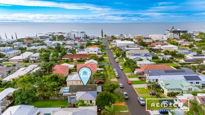 /international/au/18-osbourne-street-scarborough-qld-151572920/
