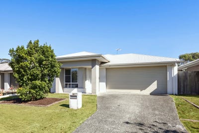 /international/au/19-almandin-street-logan-reserve-qld-152362056/