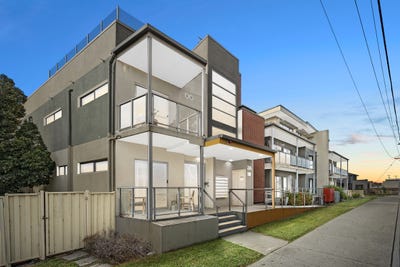 /international/au/g06-38-station-street-ferntree-gully-vic-150978476/