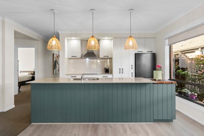 /international/au/5-yirn-avenue-torquay-vic-148342976/