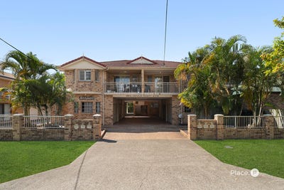 /international/au/5-15-malcolm-street-hawthorne-qld-152313208/