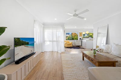 /international/au/9-34-alexandra-avenue-mermaid-beach-qld-152495040/