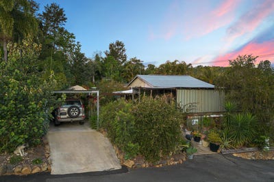 /international/au/19-east-street-mount-morgan-qld-148573116/?lang=zh-cn