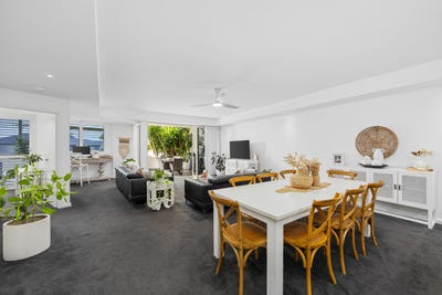 /international/au/3-2-6-beach-street-the-entrance-nsw-150637620/